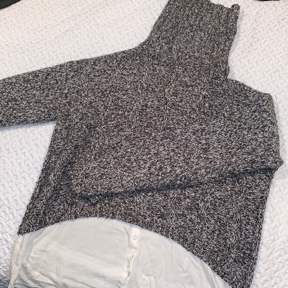 Long sleeve turtleneck sweater